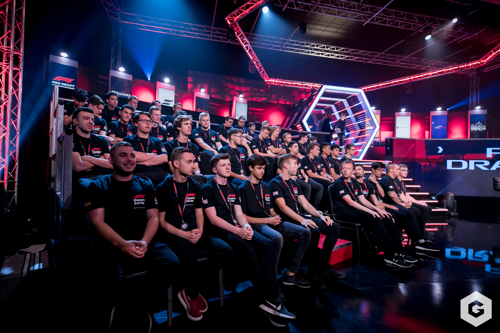 Place a bet on F1 Esports